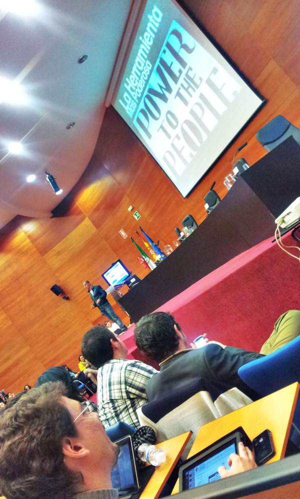  Speaker
