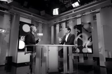 Isra García es entrevistado por Ismael Cala en su programa CALA CNN.