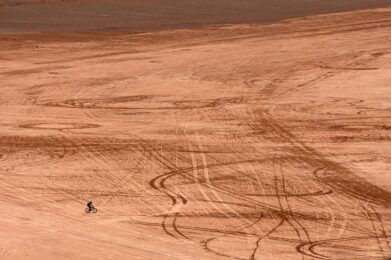 titan desert isra garcia
