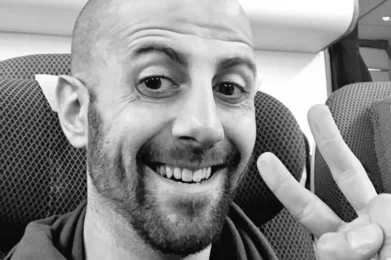 el viaje continúa - isra garcia