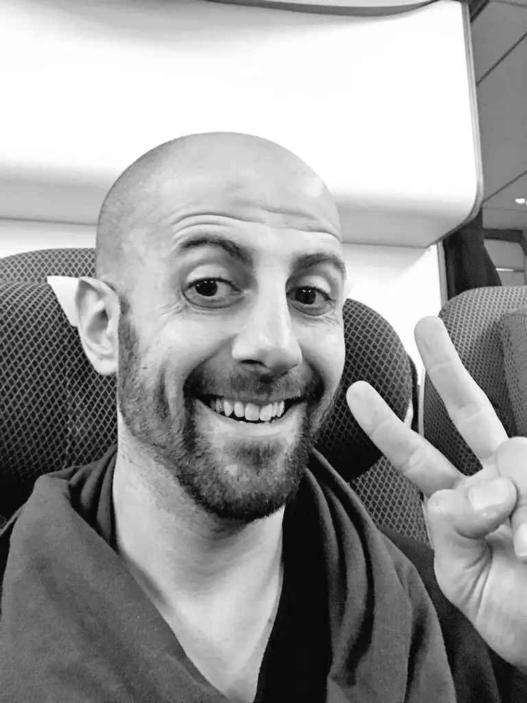 el viaje continúa - isra garcia