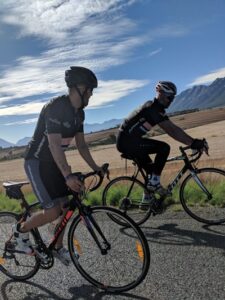 desafío deportivo por una buena causa - Ride to Afrika Burn