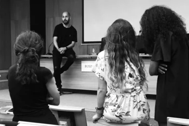 hustle - isra garcia - hustler