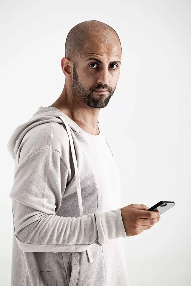 Experimento social para aprender cómo utilizar mejor el smartphone: aprender a vivir sin usar el teléfono durante un tiempo...