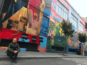 La urgencia de tirar la toalla y abandonar, la urgencia de huir y esconderte. Nunca abandones, nunca tires la toalla...