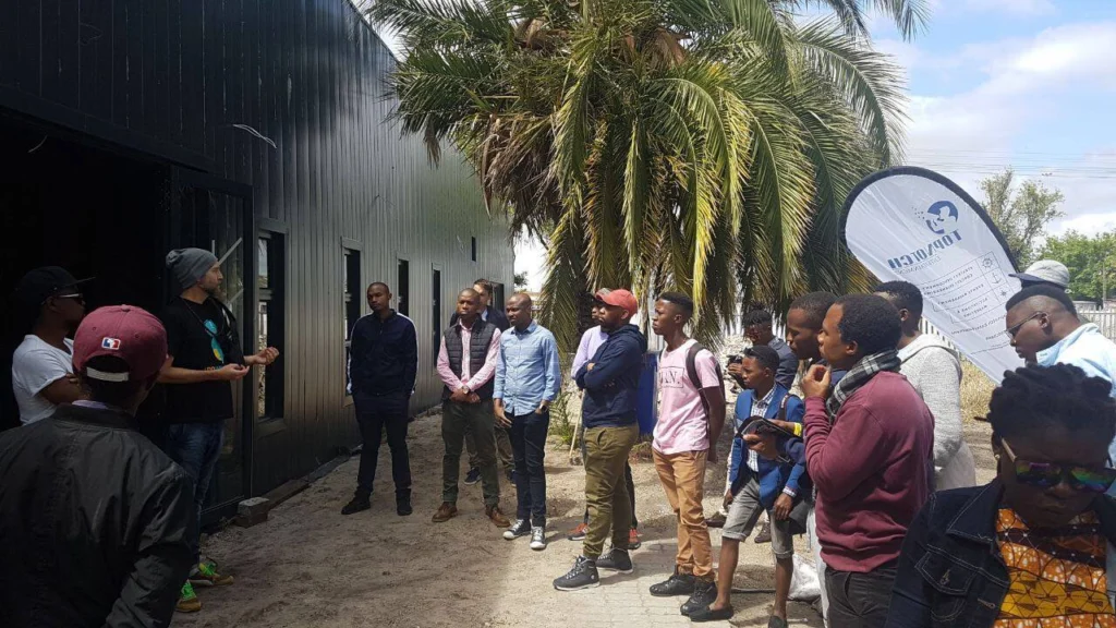 Bridges for Music Academy en Langa Sudáfrica, ciudad del cabo, construida gracias a agentes del cambio desinteresados...