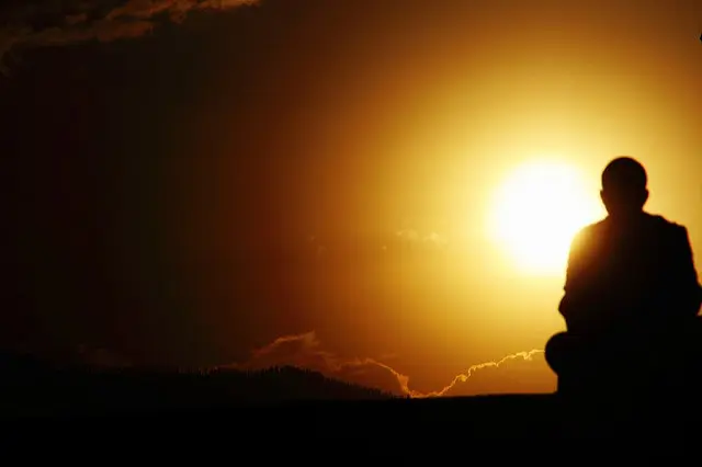cómo mejorar la autoconsciencia - rutina y prácticas contemplativas