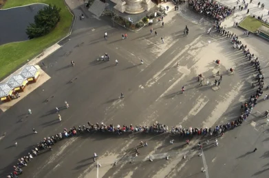 Demostración social e inercia los enemigos de sobresalir y el inconformismo