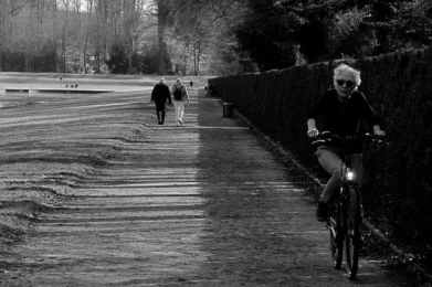 continúa hacia delante, imparable