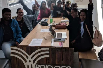 El poder de educar: Stand OUT Program y Bridges for Music