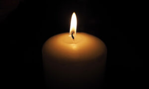 permanecer en quietud absoluta