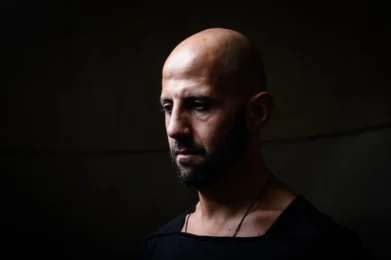 entrar en guerra contigo mismo es encontrar la paz - isra garcia