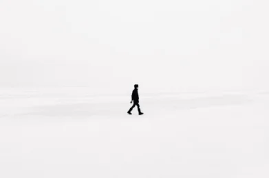 empieza por abrazar el vacío, eso es obtenerlo todo