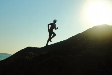 conferencia sobre actitud imparable de isra garcía