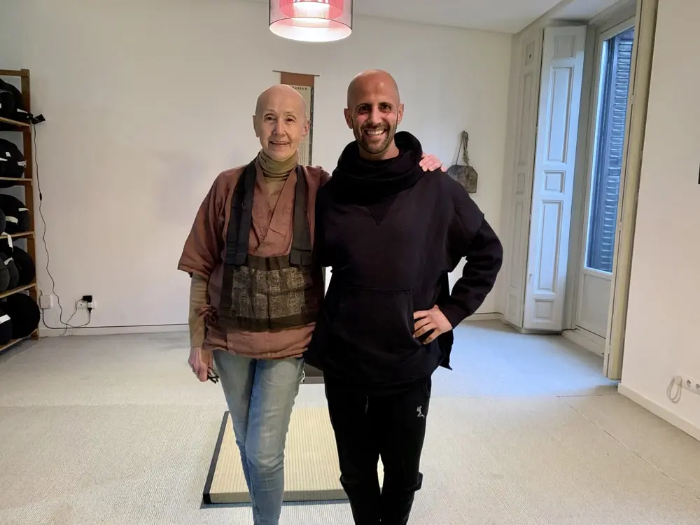 Barbara Kosen maestra zen entrevista zazen, shikantaza, mushotoku y la felicidad del yo - Isra Garcia podcast