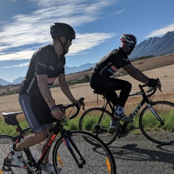 desafío deportivo por una buena causa - Ride to Afrika Burn