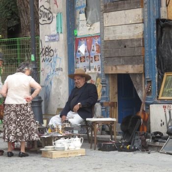 vender a amigos y vender a forasteros