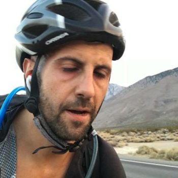 Sobrepasado y abrumado por la aventura