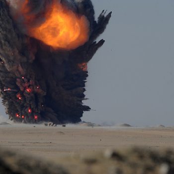 acción explosiva