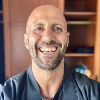 Isra Garcia comparte sus 42 códigos de life mastery y self-mastery que le han llevado al éxito personal