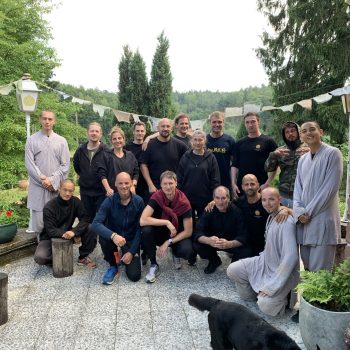 Viviendo bajo las reglas de vida de un monje Shaolin - Templo Shaolin Europa maestro Shi Heng Yi