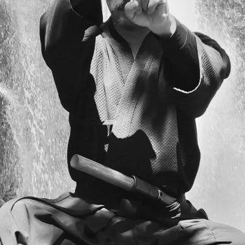 Sabiduría Samurai para los Tiempos Modernos, El Arte de la Espada, Descubrir la Paz Interior en Medio del Caos, Lograr el Equilibrio, la Armonía y la Concentración en un Mundo Lleno de Distracciones, Confiar en el Cuerpo y Dejar que el Ego Desaparezca - podcast #260